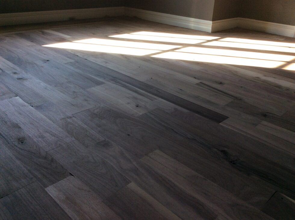 5 Key Signs It’s Time to Refinish Your Hardwood Floors Renaissance